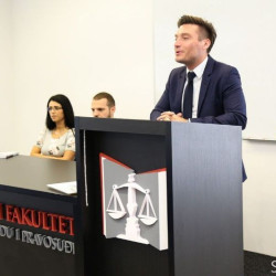 SUBOTICAcom 08Jun2016 Pravnifakultet 1107426