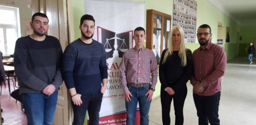 image 0 02 04 8b08e10f5b6aed8e61aabb3181c25cfd5d36cbbab4d31d0198603af15420acd9 V